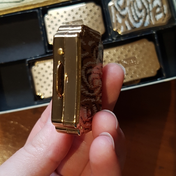 Small gold boxes - Picture 3 of 4